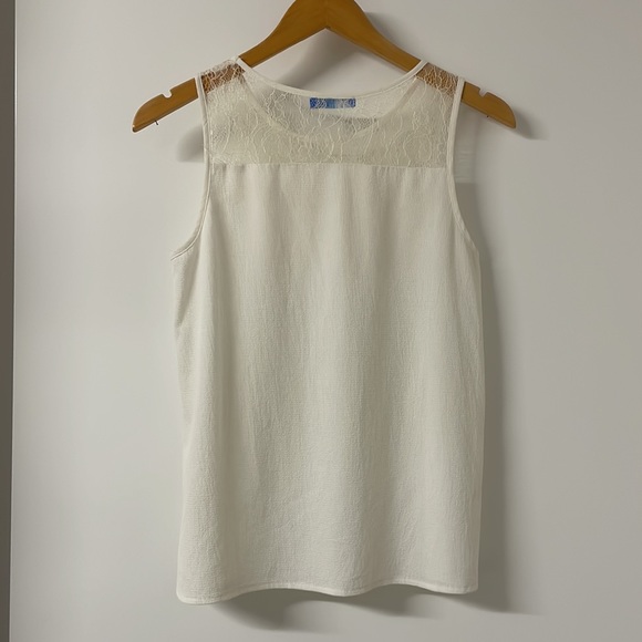 White Lace Detail Singlet Blouse - Picture 4 of 4